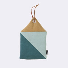 House Pot Holder