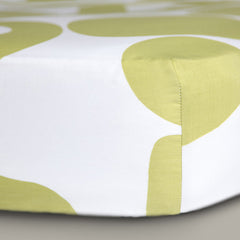 Oilo Large Berries Crib Sheet - Spring Green
