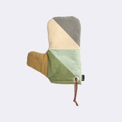Triangle Oven Mitt